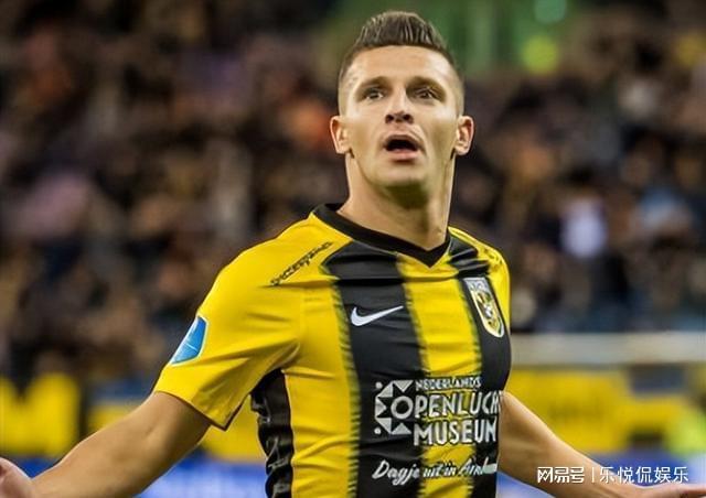 员在竞技场 员在竞技场